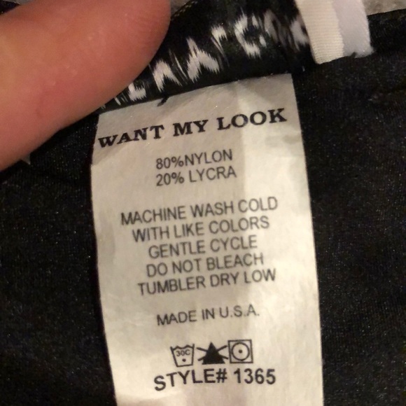 WANT MY LOOK BLACK CUT OUT DRESS - Picture 4 of 6